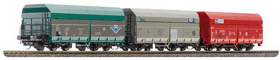 Set of 3 high capacity hopper cars<br /><a href='images/pictures/Tillig/01481.jpg' target='_blank'>Full size image</a>